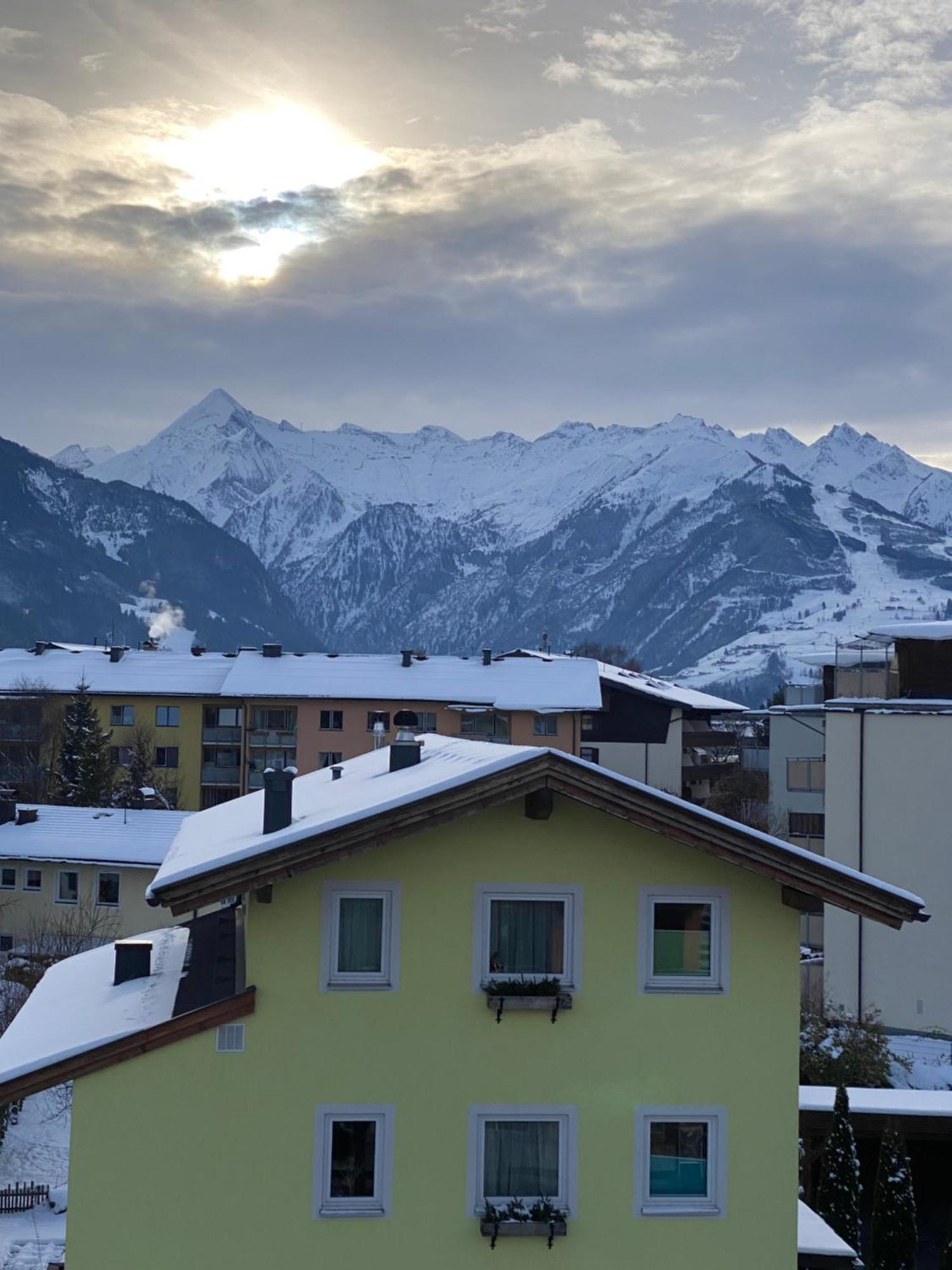 Отель Marina Alpen Haus Целль-ам-Зе Экстерьер фото
